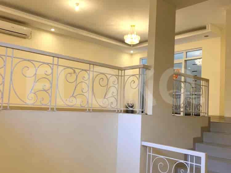 Dijual Rumah 3 BR, Luas 251 m2 di PIK, Kamal Muara - RHAS4d7 1