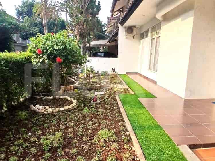 300 sqm, 4 BR house for sale in Karawaci, Karawaci - RHAS277 1