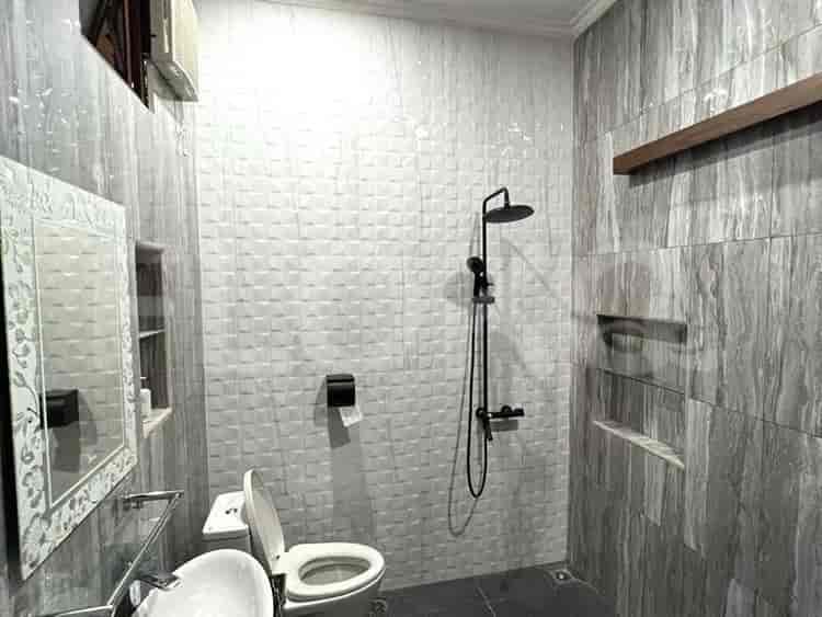 300 sqm, 4 BR house for sale in Victoria park, Karawaci - RHASc40 7