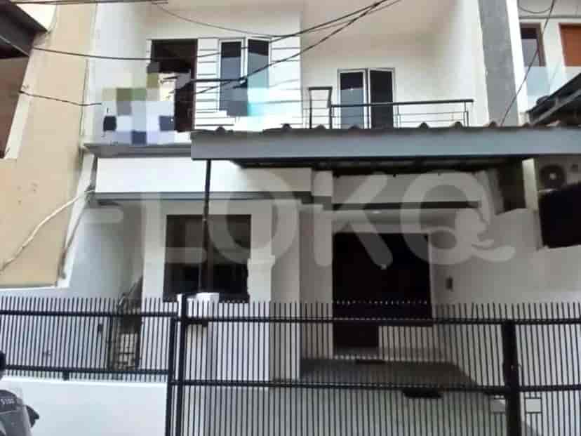 RHAS7bf, 2 Floors House in Kebon Jeruk | Sale 1