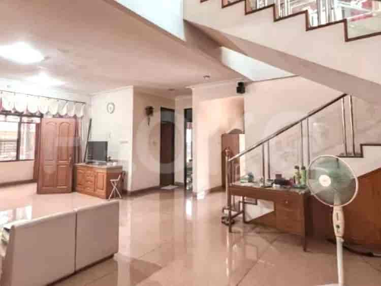 Dijual Rumah 5 BR, Luas 372 m2 di Boulevard Blok E, Kedoya - RHAS4b5 4