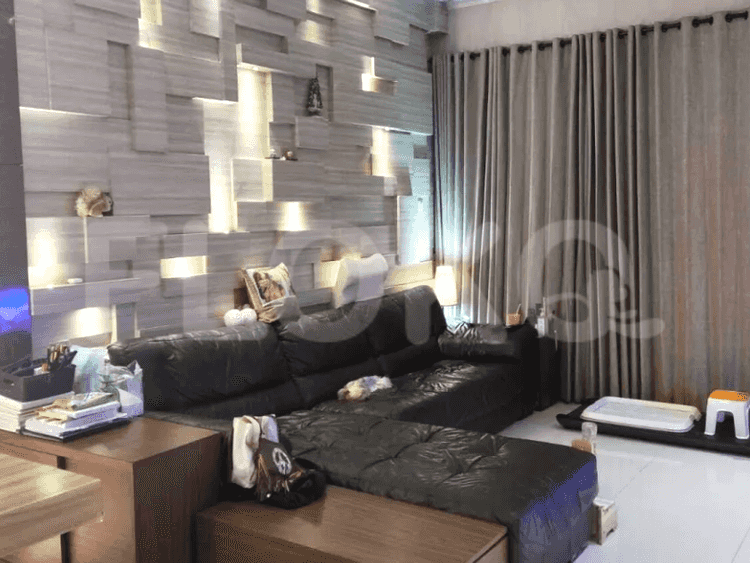 Dijual Rumah 2 BR, Luas 104 m2 di Imperial Gading, Kelapa Gading - RHAS44b 1