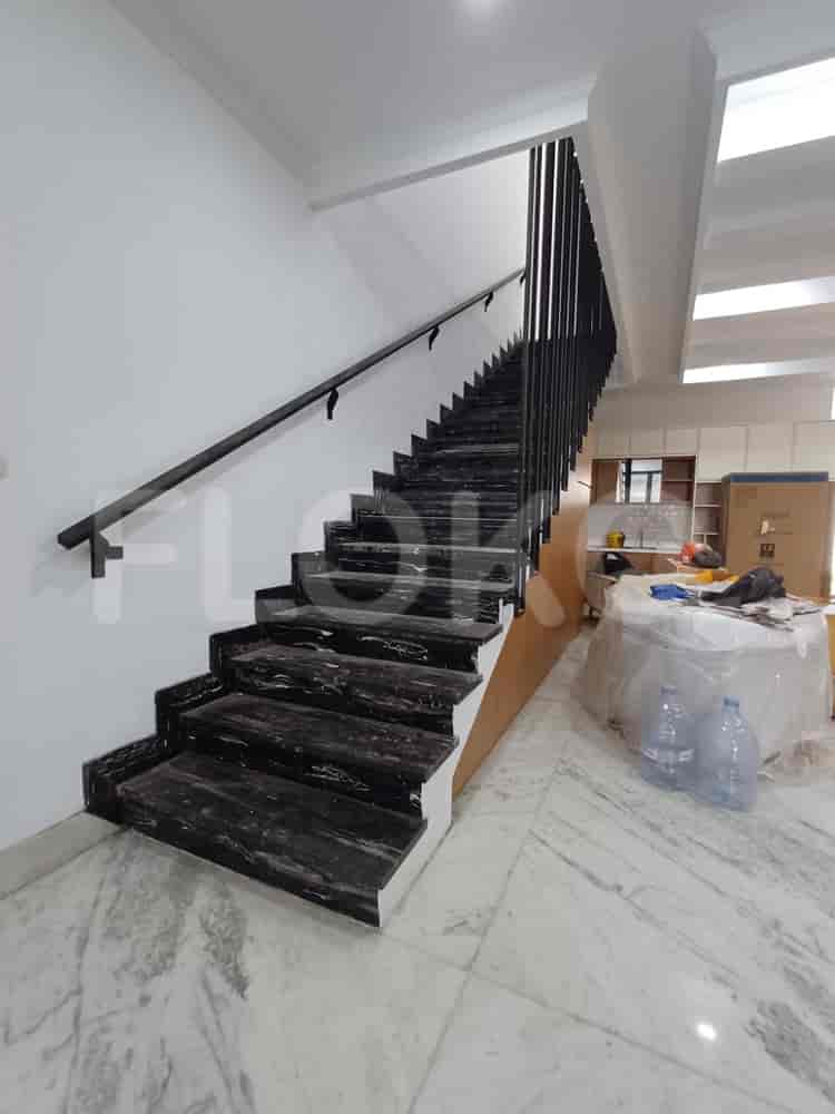 380 sqm, 4 BR house for sale in Kemang Utara, Kemang - RHAS8bf 5