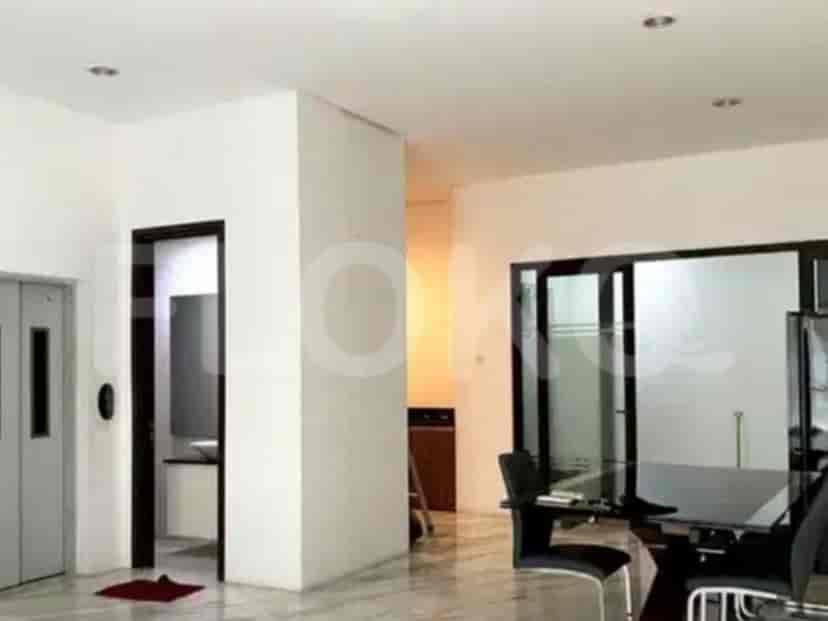 RHASe2f, 5BR Furnished House in Jakarta Pusat | For Sale 1