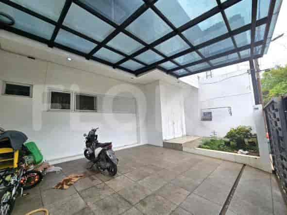 Dijual Rumah 3 BR, Luas 150 m2 di Lebak Bulus, Cilandak, Jakarta Selatan, Lebak Bulus - RHAS5f6 1