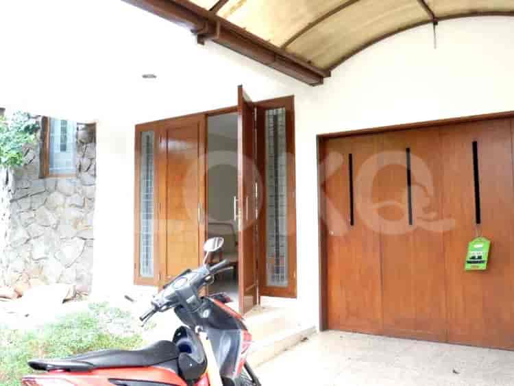 Dijual Rumah 3 BR, Luas 242 m2 di Jl. Bona Indah, Lebak Bulus - RHASa53 7