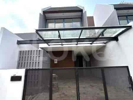 Dijual Rumah 4 BR, Luas 191 m2 di Jl. Delima Timur IIA, Lebak Bulus - RHAS4d5 1