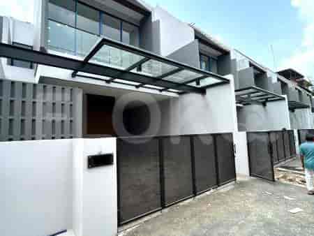Dijual Rumah 4 BR, Luas 191 m2 di Jl. Delima Timur IIA, Lebak Bulus - RHAS4d5 2