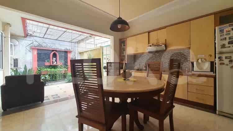 Dijual Rumah 4 BR, Luas 325 m2 di Lebak Bulus, Lebak Bulus - RHAS253 9
