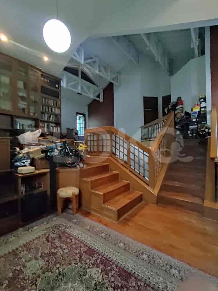 Dijual Rumah 5 BR, Luas 400 m2 di Lebak Lestari, Lebak Bulus - RHASb20 10
