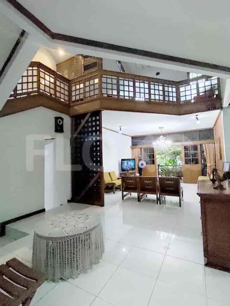 Dijual Rumah 5 BR, Luas 400 m2 di Lebak Lestari, Lebak Bulus - RHASb20 5