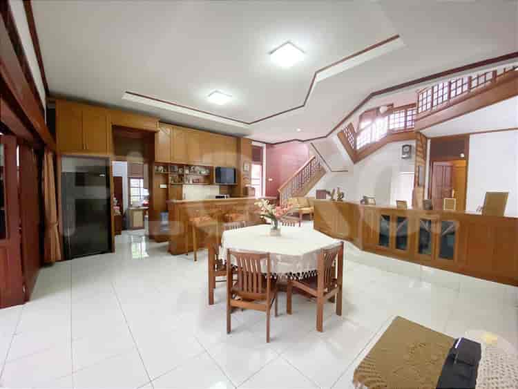 Dijual Rumah 5 BR, Luas 400 m2 di Lebak Lestari, Lebak Bulus - RHASb20 6