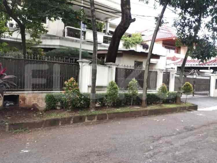 Dijual Rumah 5 BR, Luas 450 m2 di Jl. Taman Lebak Bulus V, Lebak Bulus - RHASa23 5