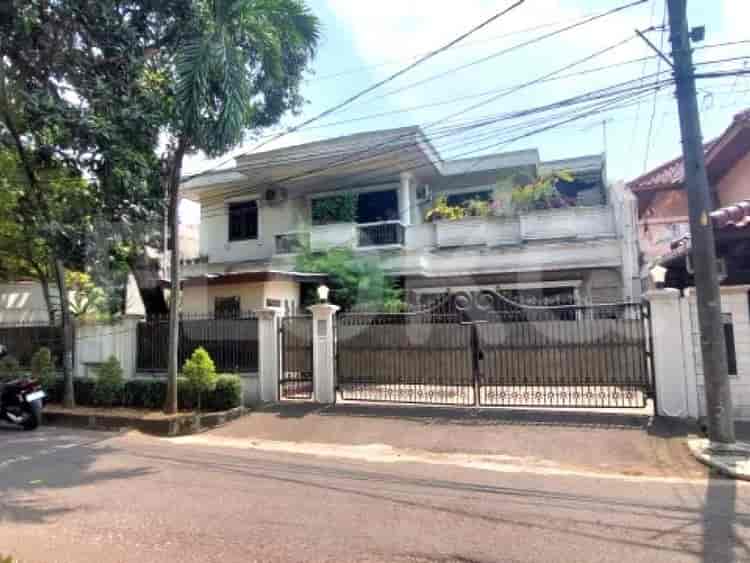 Dijual Rumah 5 BR, Luas 450 m2 di Jl. Taman Lebak Bulus V, Lebak Bulus - RHASa23 8