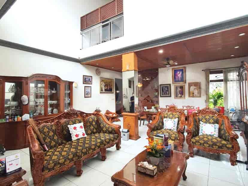 RHAS32d, 2 Floors House in Pancoran for Sale | Negotiable 4