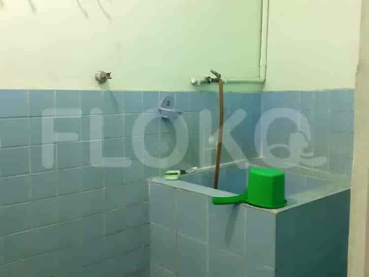 Dijual Rumah 6 BR, Luas 68 m2 di Karang anyar, Pasar Baru - RHAS6f4 4