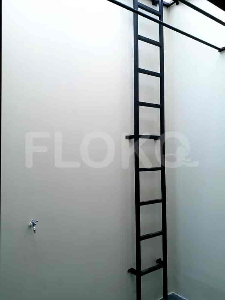 Dijual Rumah 3 BR, Luas 80 m2 di Ciracas, Pasar Rebo - RHASc98 9
