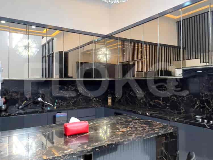 Dijual Rumah 5 BR, Luas 200 m2 di Pluit, Pluit - RHASabf 6