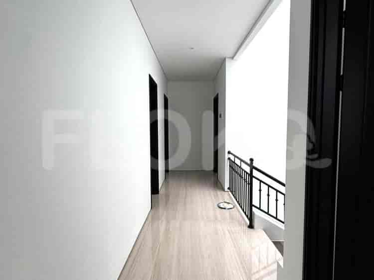 Dijual Rumah 5 BR, Luas 250 m2 di Muara Karang, Pluit - RHAS47a 2