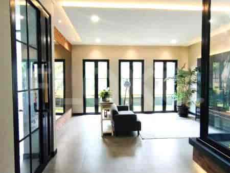 RHAS6a1, 3 Floors House in Pondok Indah for Sale | Modern Design 14