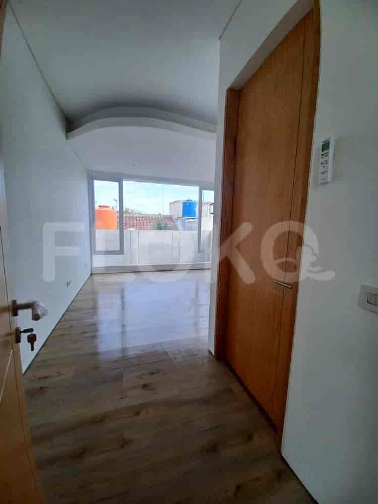603 sqm, 4 BR house for sale in Niaga Hijau Pondok Indah, Pondok Indah - RHASe72 4