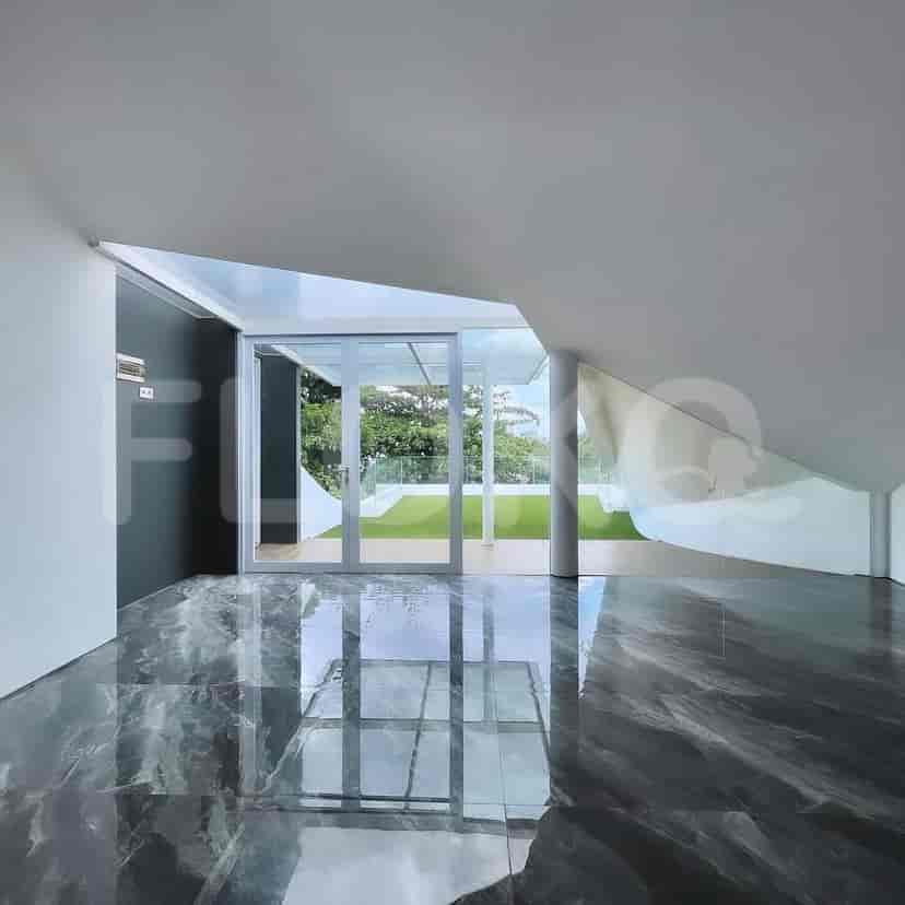 RHAS9bc | House in Pondok Indah for Sale | 2 Floors & 6 Carports 8