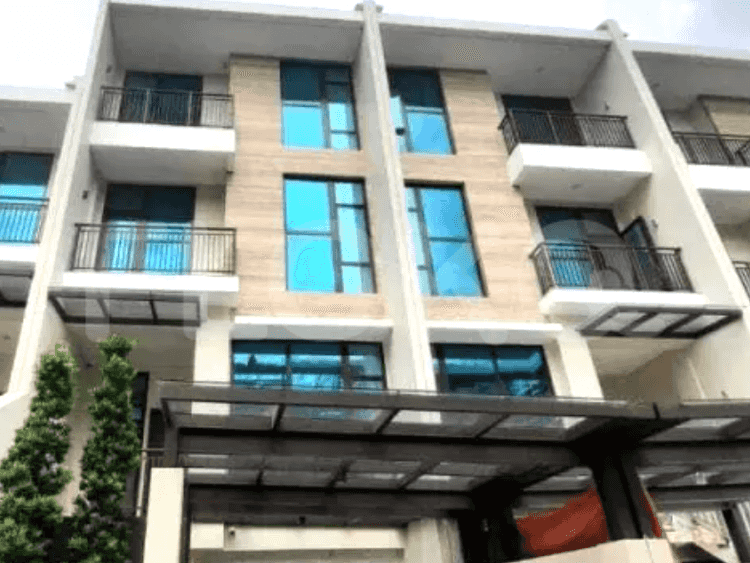 300 sqm, 4 BR house for sale in Pondok Indah, Pondok Indah - RHASf1e 1