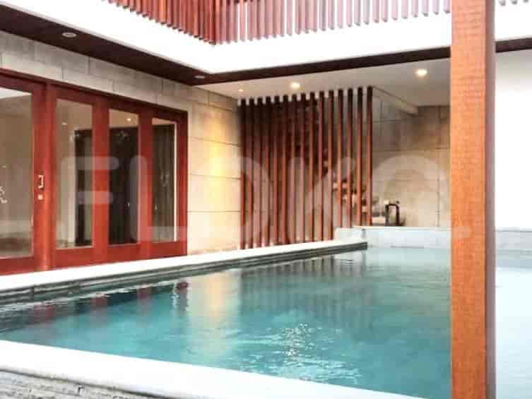 RHAS7f9 | House in Pondok Indah - 5BR Sale with Carport 3