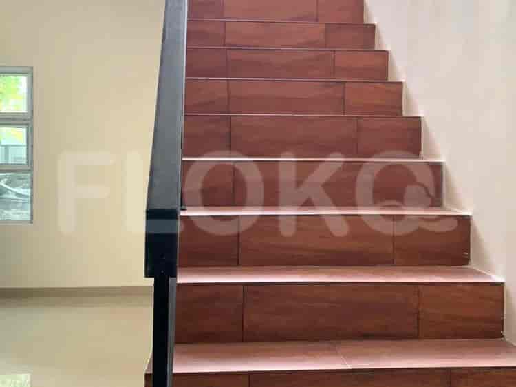 Dijual Rumah 4 BR, Luas 125 m2 di Banjar wijaya, Poris - RHAS8f5 2