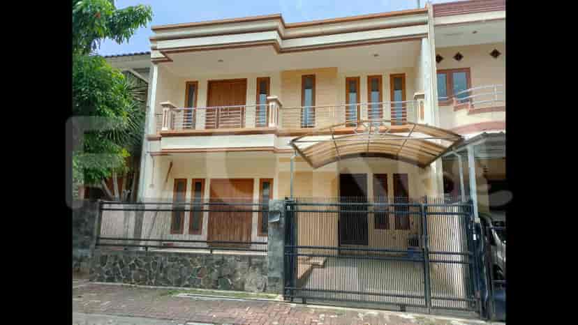 RHASe4d, 2 Floors House in Puri Indah | Sale 1