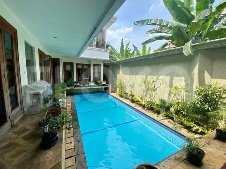 Dijual Rumah 6 BR, Luas 890 m2 di Jl Widya Chandra KebayoranBaru, Senayan - RHASf5d 11