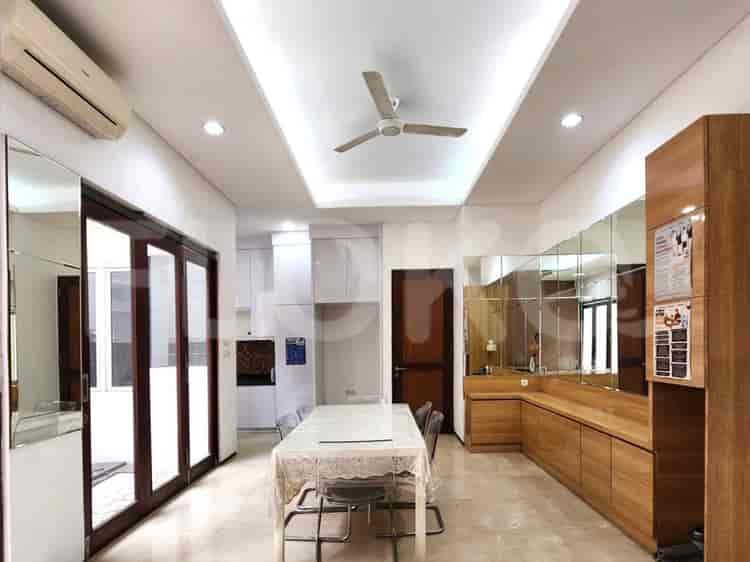 Dijual Rumah 3 BR, Luas 286 m2 di TB Simatupang, TB Simatupang - RHAS98b 2