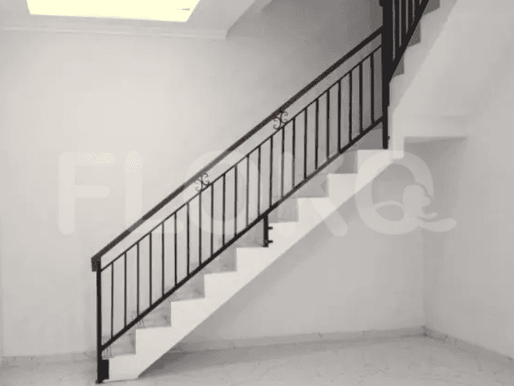 Dijual Rumah 3 BR, Luas 92 m2 di Cluster batu mansion, TB Simatupang - RHASf65 4