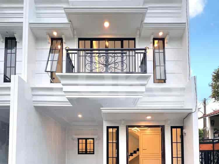 Dijual Rumah 3 BR, Luas 120 m2 di TB Simatupang, TB Simatupang - RHAS877 1