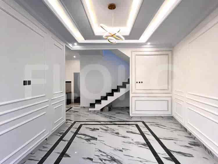 Dijual Rumah 3 BR, Luas 120 m2 di TB Simatupang, TB Simatupang - RHAS877 3