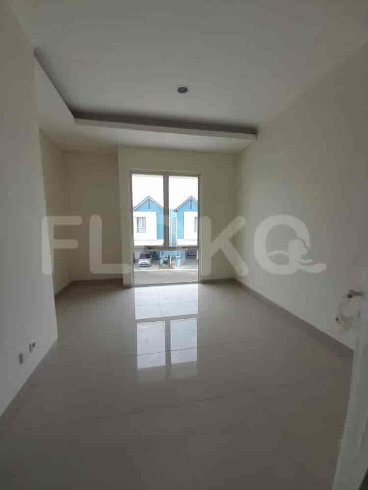 72 sqm, 3 BR house for sale in Suvarna Sutera, Tangerang - RHASae9 4