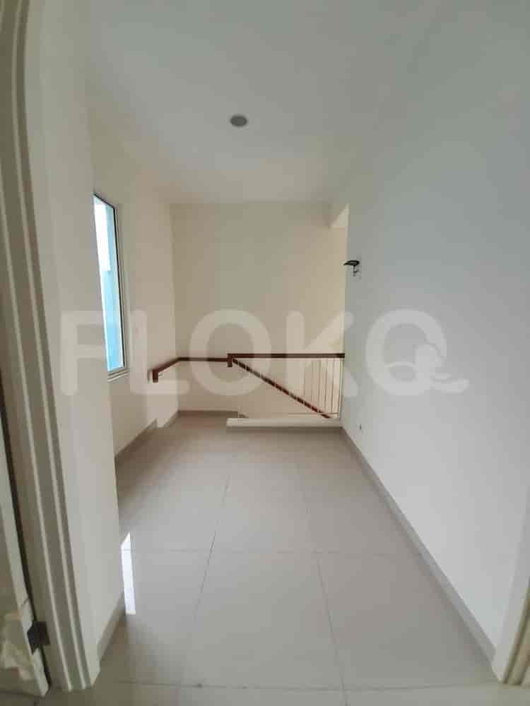 72 sqm, 3 BR house for sale in Suvarna Sutera, Tangerang - RHASae9 7