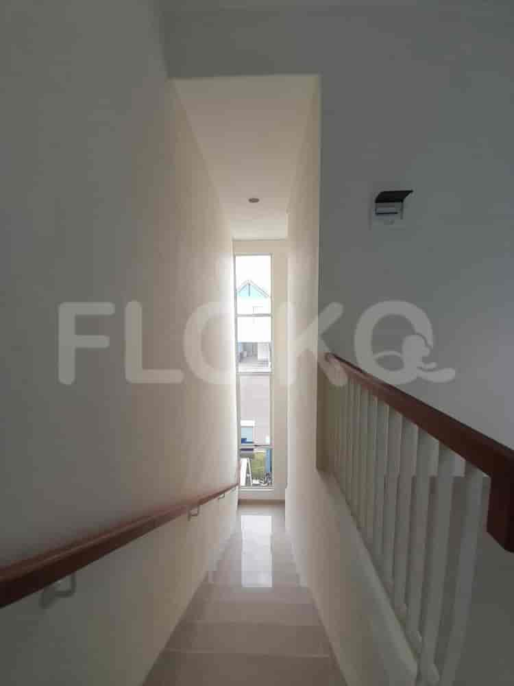 72 sqm, 3 BR house for sale in Suvarna Sutera, Tangerang - RHASae9 9