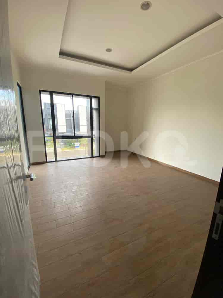 157 sqm, 4 BR house for sale in Suvarna Sutera, Tangerang - RHASa84 2