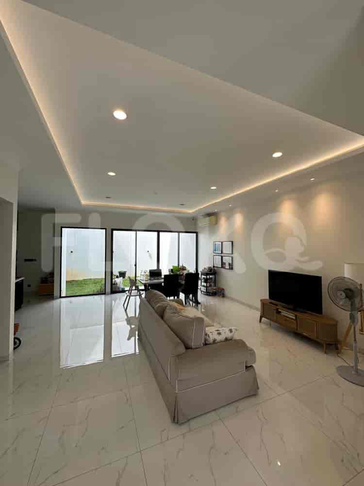 233 sqm, 4 BR house for sale in Cluster Eldora, Tangerang - RHAS99d 4