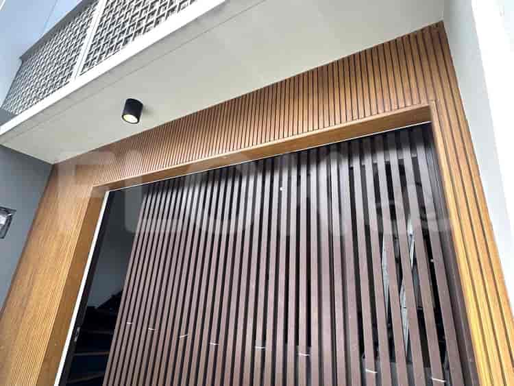 233 sqm, 4 BR house for sale in Cluster Eldora Suvarna Suteras, Tangerang - RHASd82 2