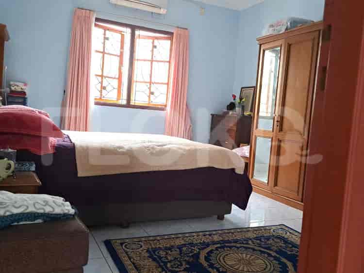 450 sqm, 4 BR house for sale in Cirendeu, Tangerang - RHASd73 11