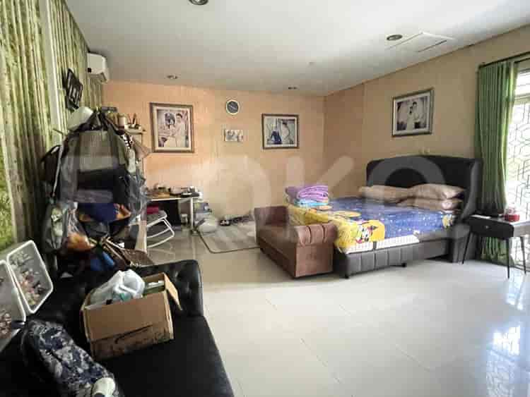 300 sqm, 5 BR house for sale in Residence One Serpong, Tangerang - RHAS4ea 6