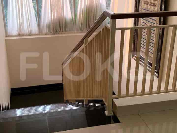 270 sqm, 6 BR house for sale in Bumi Serpong, Tangerang - RHASb8f 7