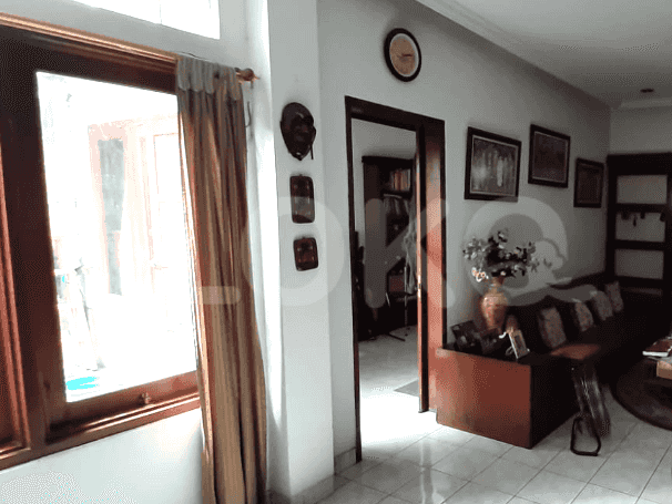 Dijual Rumah 11 BR, Luas 430 m2 di Wijaya, Wijaya - RHAS5bd 5