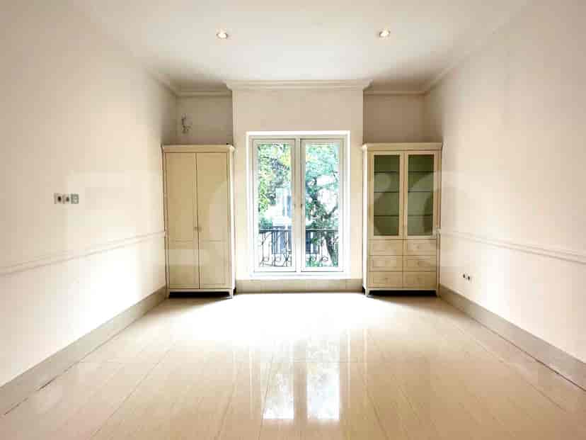 RHASf9a, 2 Floors House in Wijaya | For Sale 6