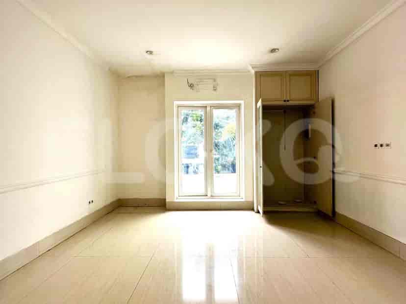 RHASf9a, 2 Floors House in Wijaya | For Sale 7