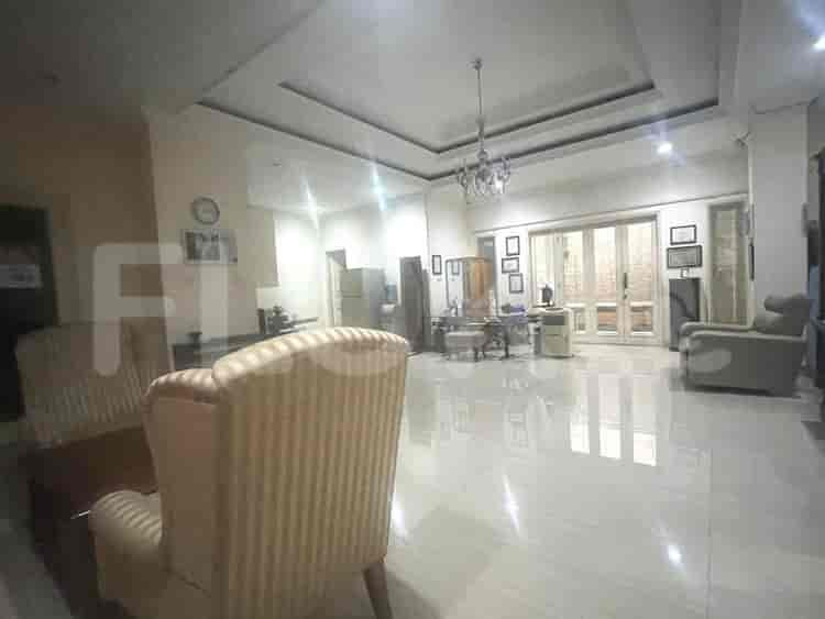Dijual Rumah 6 BR, Luas 339 m2 di Jl Panglima polim, Wijaya - RHASb9b 4