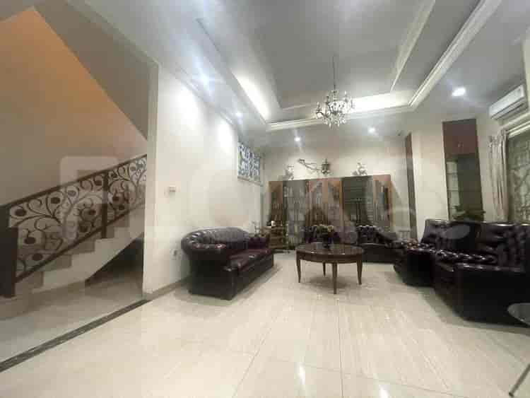 Dijual Rumah 6 BR, Luas 339 m2 di Jl Panglima polim, Wijaya - RHASb9b 5