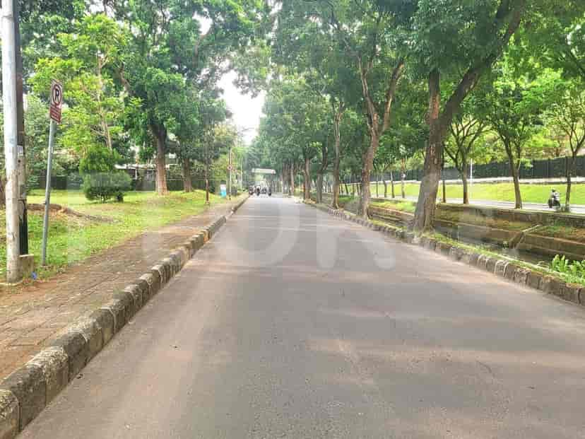 600 sqm, Land for Sale in Jl Bintaro Sektor 9, Bintaro 3